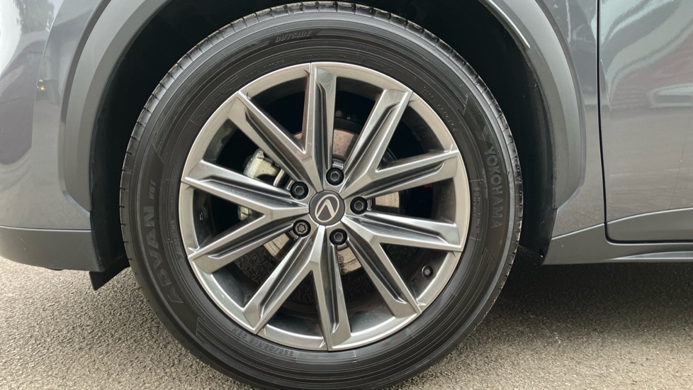 Lexus LBX 1.5 Premium Plus 5dr E-CVT Hybrid Hatchback - Image 25