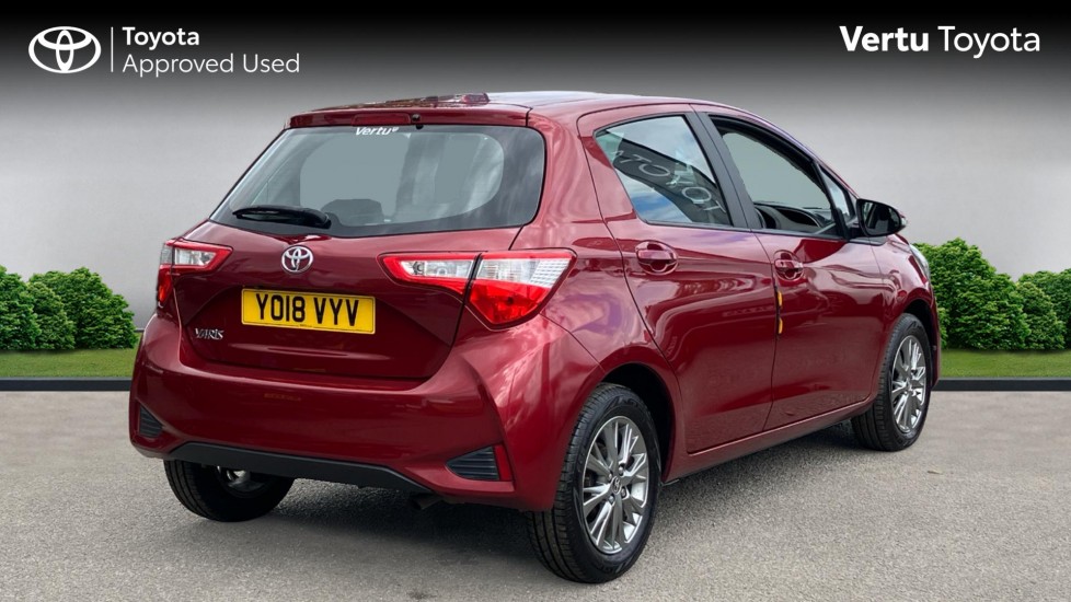 Toyota Yaris 1.5 VVT-i Icon 5dr Petrol Hatchback - Image 2