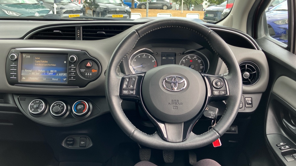 Toyota Yaris 1.5 VVT-i Icon 5dr Petrol Hatchback - Image 7