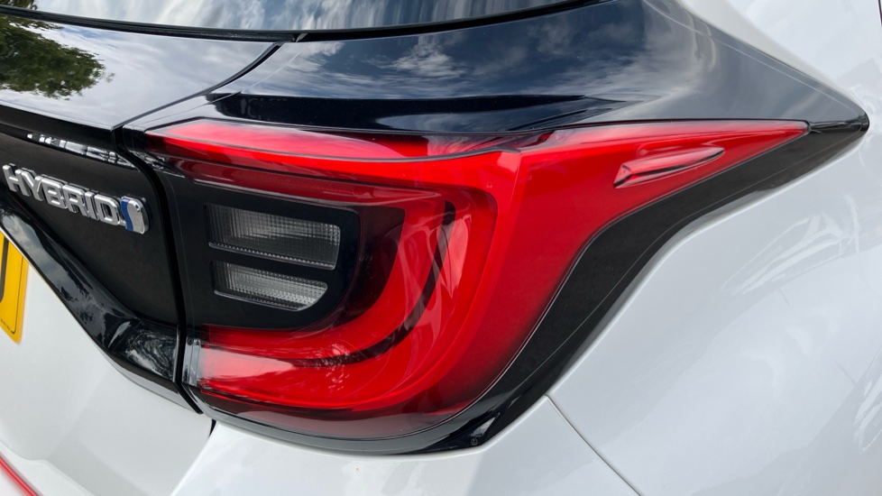 Toyota Yaris 1.5 Hybrid Excel 5dr CVT Hybrid Hatchback - Image 21