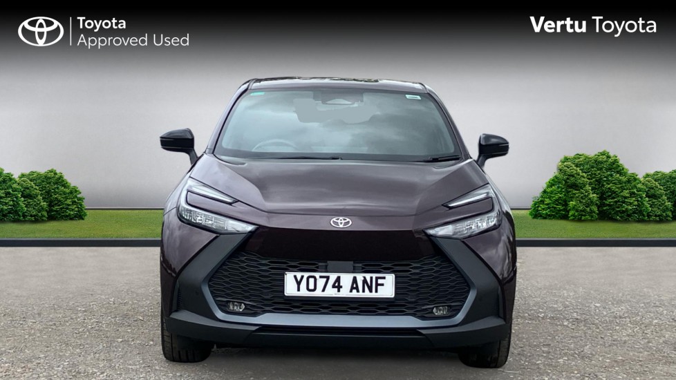 Toyota C-HR 2.0 PHEV Design 5dr CVT Hatchback - Image 22