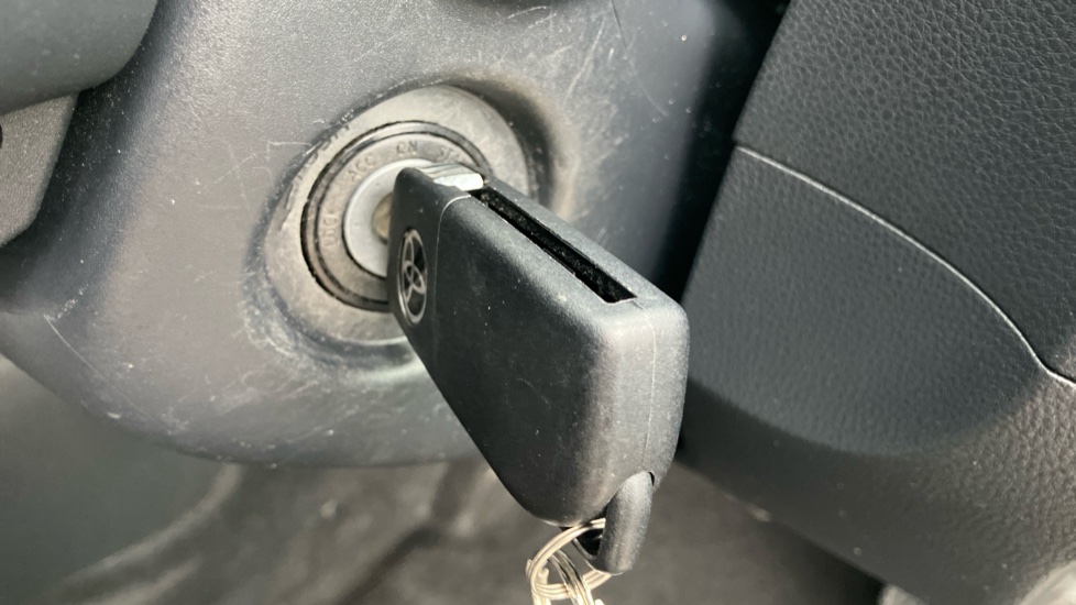 Toyota Aygo X 1.0 VVT-i Pure 5dr Petrol Hatchback - Image 16