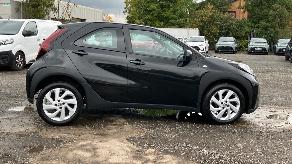 Toyota Aygo X 1.0 VVT-i Pure 5dr Petrol Hatchback - Image 23
