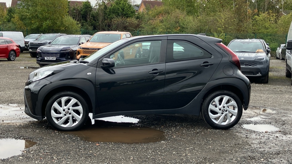Toyota Aygo X 1.0 VVT-i Pure 5dr Petrol Hatchback - Image 24