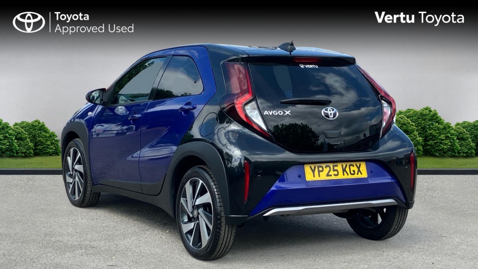 Toyota Aygo X 1.0 VVT-i Exclusive 5dr Petrol Hatchback - Image 4