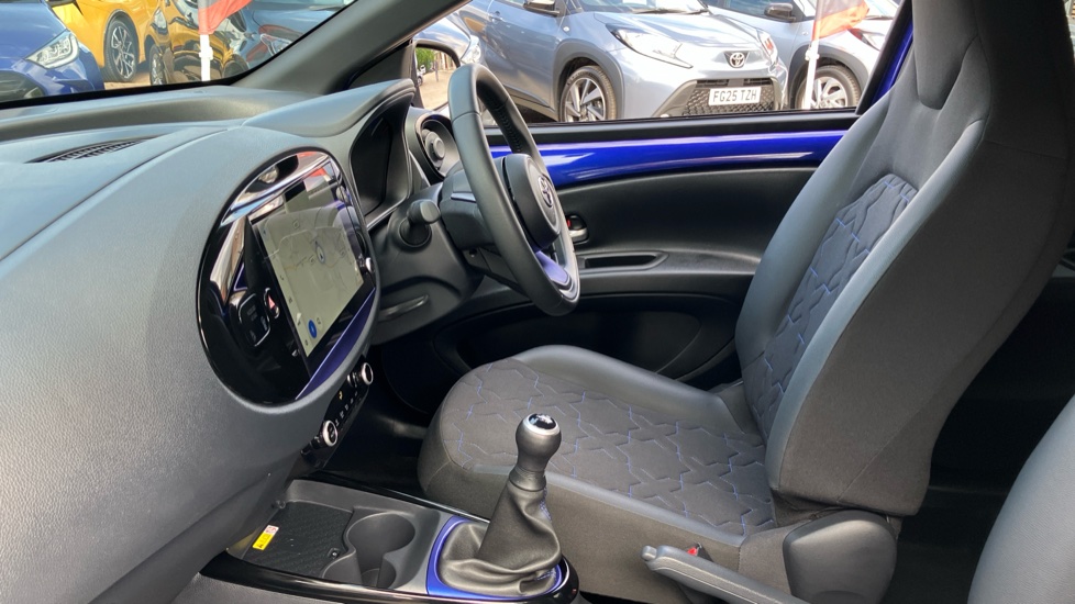 Toyota Aygo X 1.0 VVT-i Exclusive 5dr Petrol Hatchback - Image 5