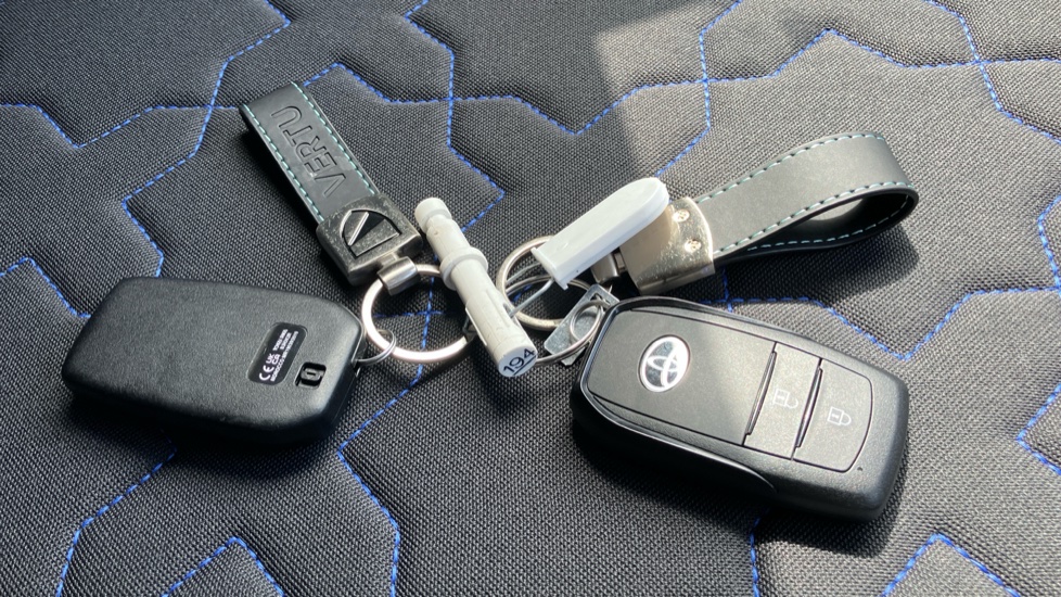 Toyota Aygo X 1.0 VVT-i Exclusive 5dr Petrol Hatchback - Image 28