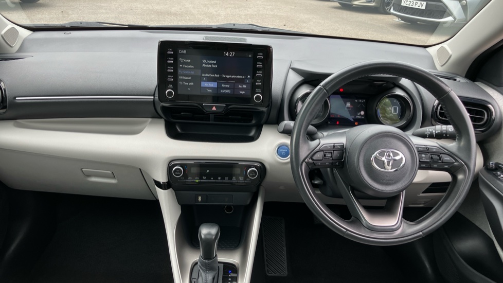 Toyota Yaris 1.5 Hybrid Excel 5dr CVT Hybrid Hatchback - Image 6