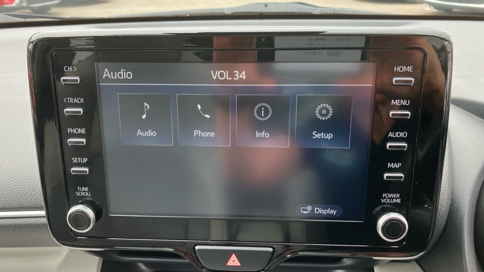Toyota Yaris 1.5 Hybrid Excel 5dr CVT Hybrid Hatchback - Image 9