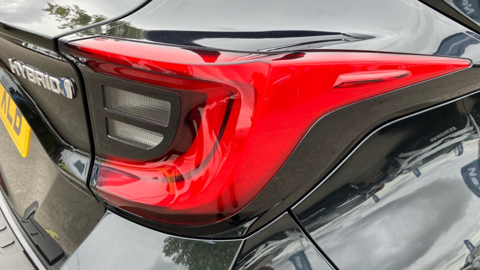 Toyota Yaris 1.5 Hybrid Excel 5dr CVT Hybrid Hatchback - Image 21