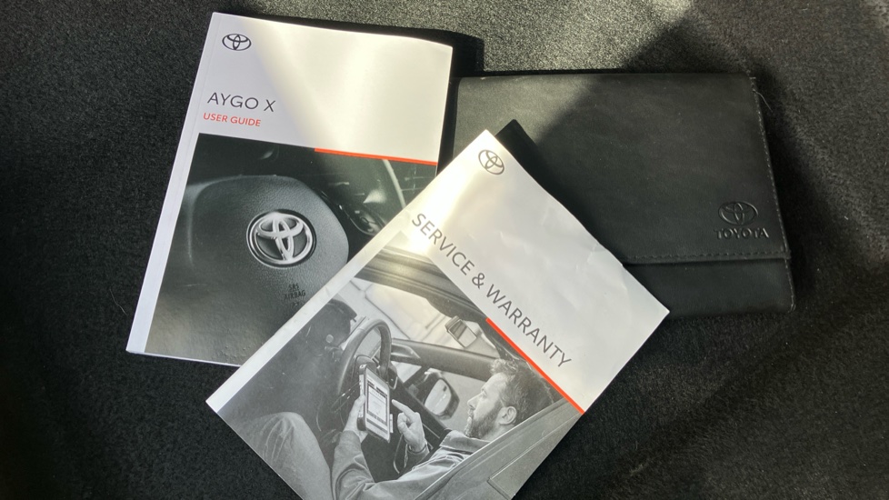 Toyota Aygo X 1.0 VVT-i Edge 5dr Petrol Hatchback - Image 27