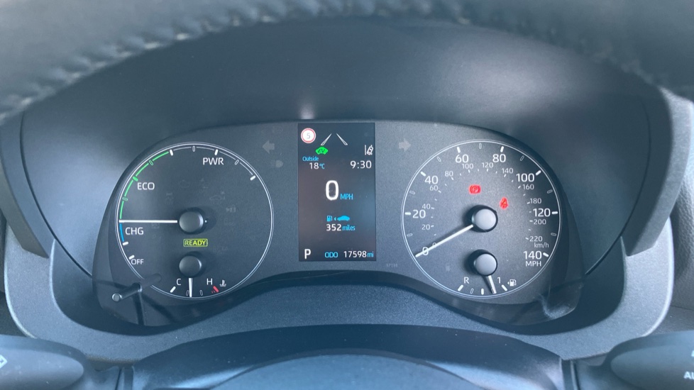 Toyota Yaris 1.5 Hybrid Icon 5dr CVT Hybrid Hatchback - Image 11