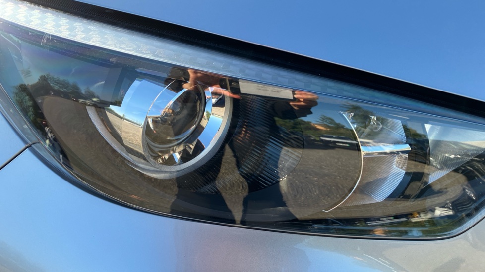 Toyota Yaris 1.5 Hybrid Icon 5dr CVT Hybrid Hatchback - Image 20