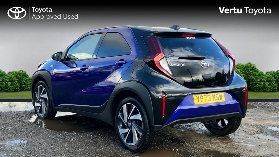 Toyota Aygo X 1.0 VVT-i Edge 5dr Auto Petrol Hatchback - Image 4