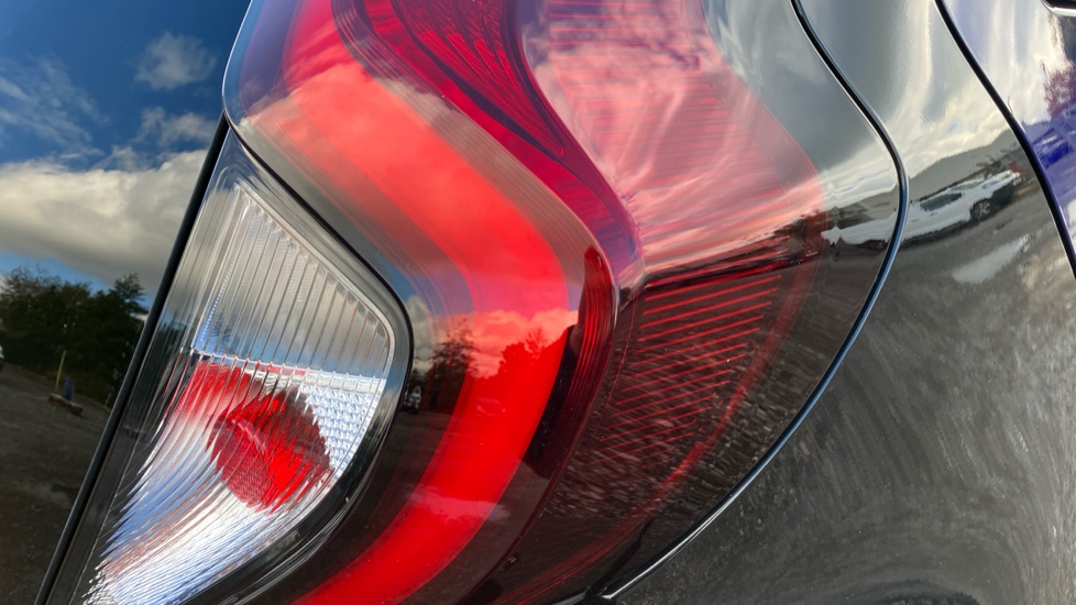 Toyota Aygo X 1.0 VVT-i Edge 5dr Auto Petrol Hatchback - Image 21