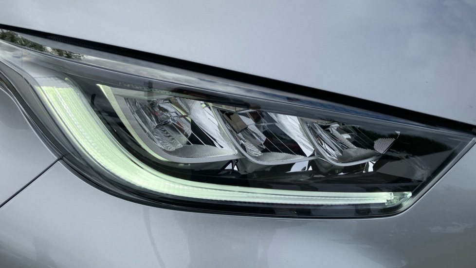 Toyota Yaris 1.5 Hybrid Design 5dr CVT Hybrid Hatchback - Image 20