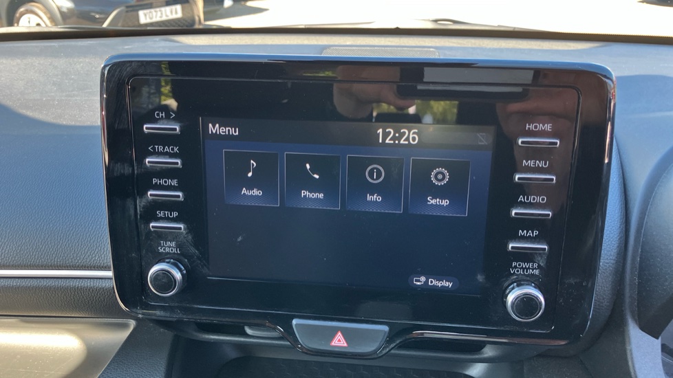 Toyota Yaris 1.5 Hybrid Icon 5dr CVT Hybrid Hatchback - Image 9