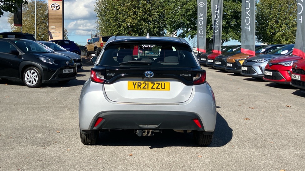 Toyota Yaris 1.5 Hybrid Icon 5dr CVT Hybrid Hatchback - Image 26