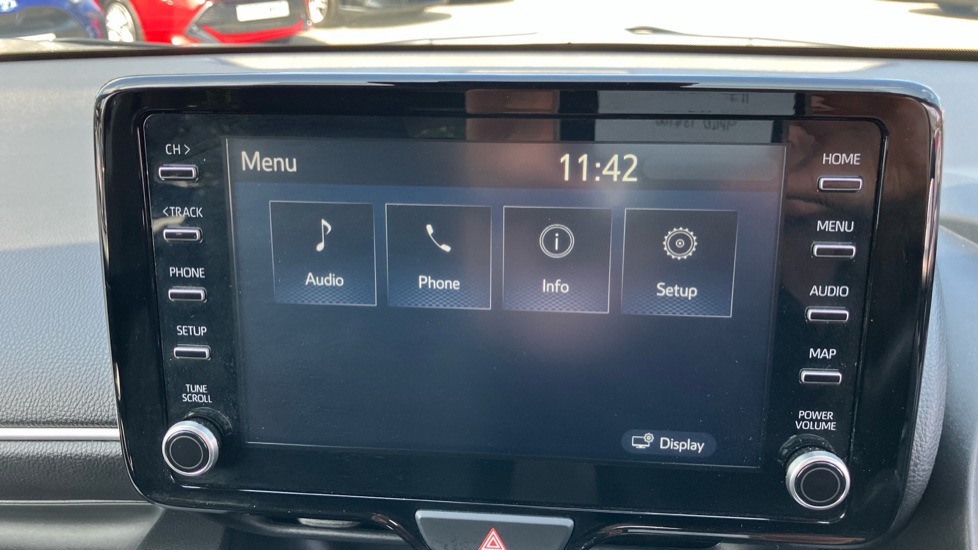 Toyota Yaris 1.5 Hybrid Design 5dr CVT Hybrid Hatchback - Image 9