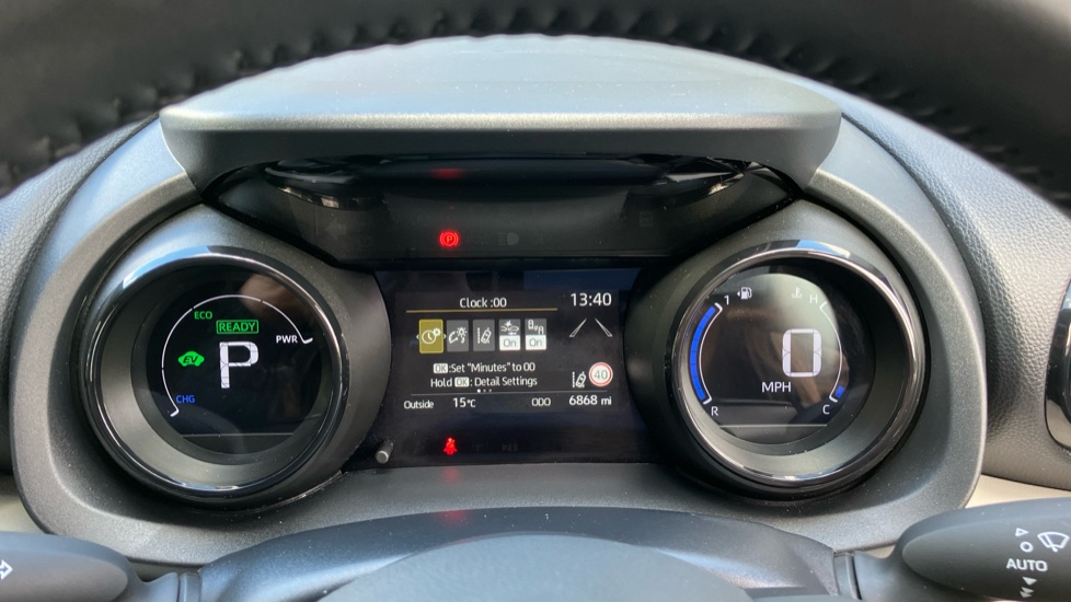 Toyota Yaris 1.5 Hybrid Excel 5dr CVT Hybrid Hatchback - Image 11