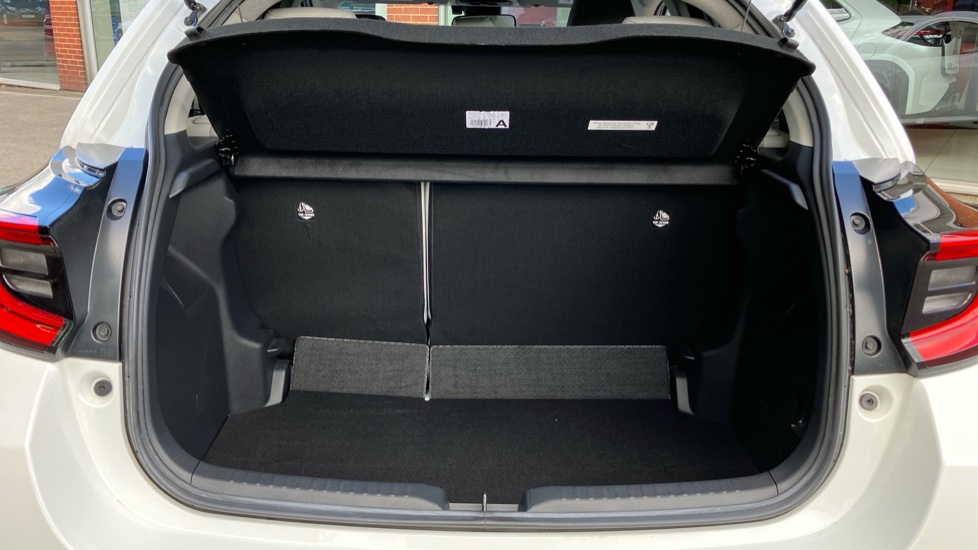 Toyota Yaris 1.5 Hybrid Excel 5dr CVT Hybrid Hatchback - Image 13