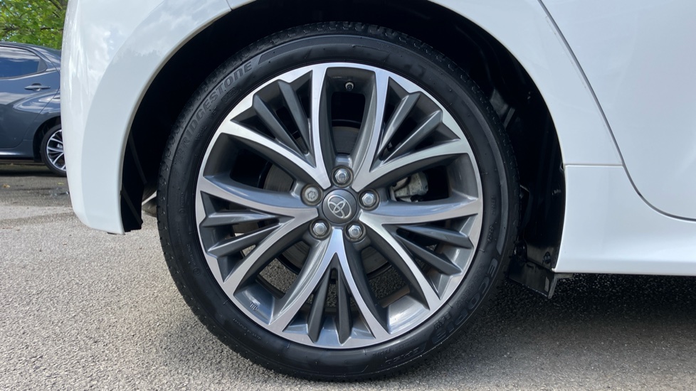 Toyota Yaris 1.5 Hybrid Excel 5dr CVT Hybrid Hatchback - Image 25