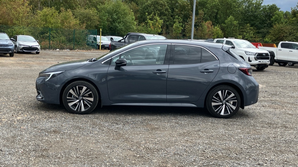 Toyota Corolla 1.8 Hybrid Design 5dr CVT Hybrid Hatchback - Image 24