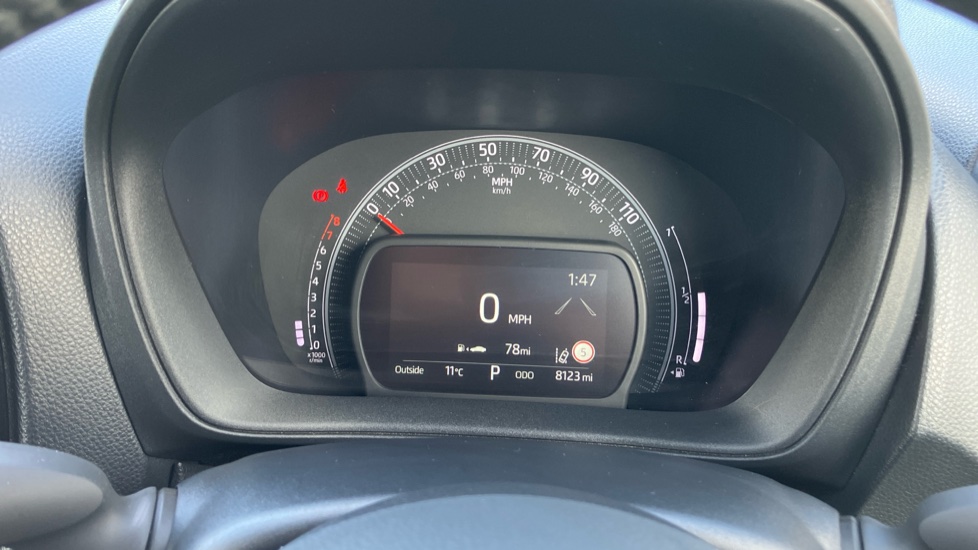 Toyota Aygo X 1.0 VVT-i Edge 5dr Auto Petrol Hatchback - Image 11