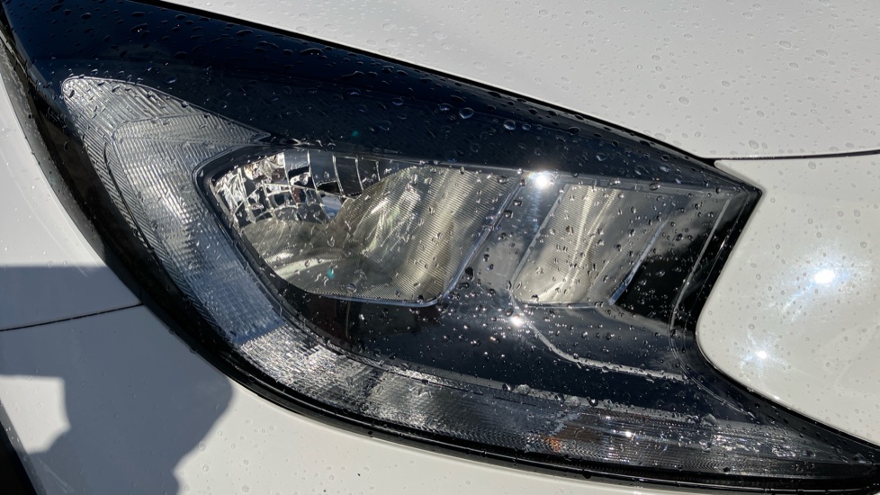 Toyota Aygo X 1.0 VVT-i Edge 5dr Auto Petrol Hatchback - Image 20