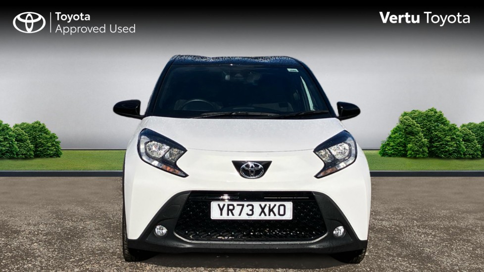 Toyota Aygo X 1.0 VVT-i Edge 5dr Auto Petrol Hatchback - Image 22