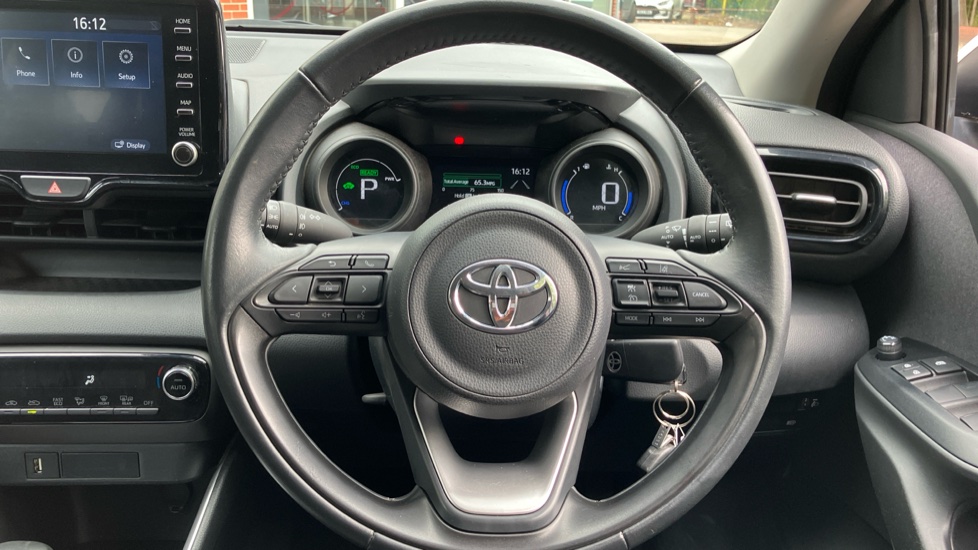 Toyota Yaris 1.5 Hybrid Design 5dr CVT Hybrid Hatchback - Image 10