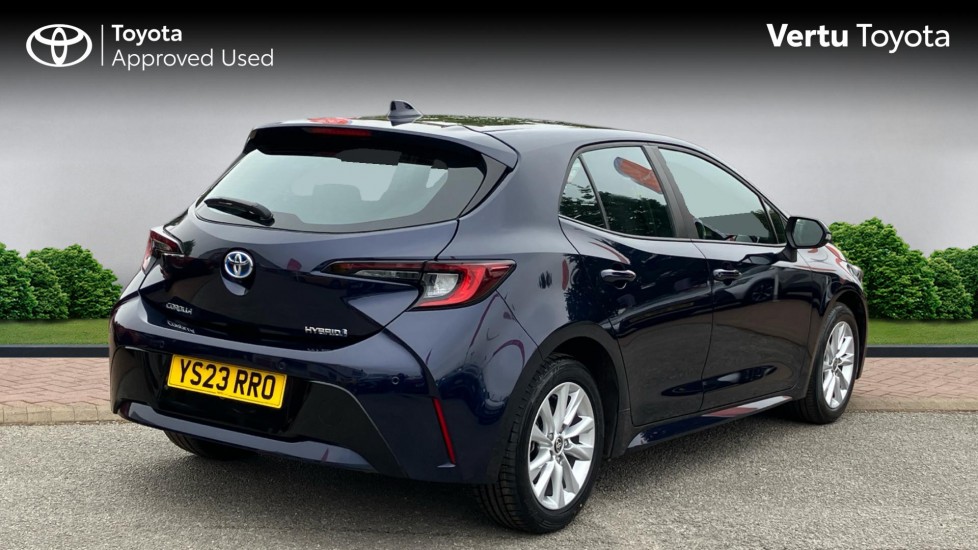 Toyota Corolla 1.8 Hybrid Icon 5dr CVT Hybrid Hatchback - Image 2