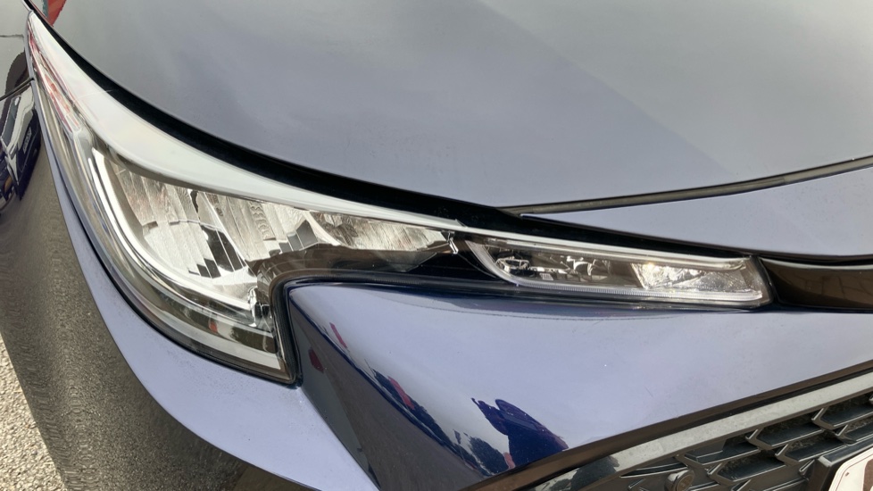 Toyota Corolla 1.8 Hybrid Icon 5dr CVT Hybrid Hatchback - Image 20