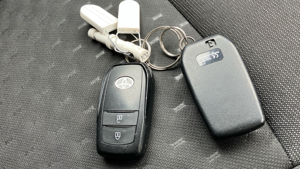 Toyota Corolla 1.8 Hybrid Icon 5dr CVT Hybrid Hatchback - Image 28
