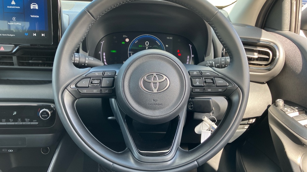Toyota Yaris 1.5 Hybrid Design 5dr CVT Hybrid Hatchback - Image 10