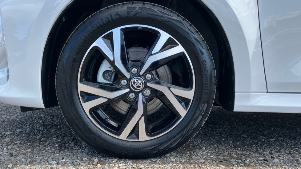 Toyota Yaris 1.5 Hybrid Design 5dr CVT Hybrid Hatchback - Image 25