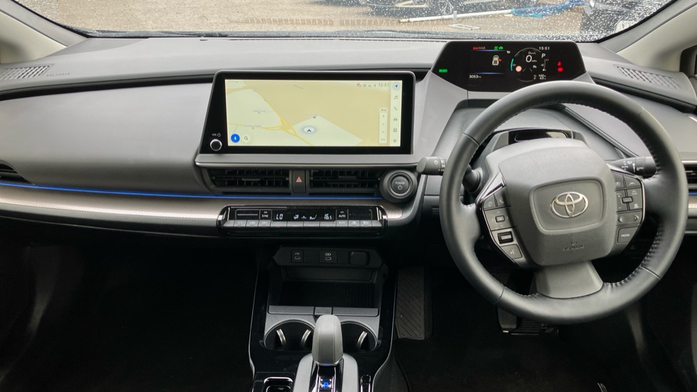 Toyota Prius 2.0 PHEV Design 5dr CVT Hatchback - Image 6