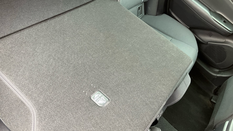 Toyota Prius 2.0 PHEV Design 5dr CVT Hatchback - Image 18