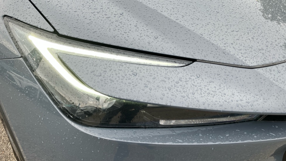 Toyota Prius 2.0 PHEV Design 5dr CVT Hatchback - Image 20