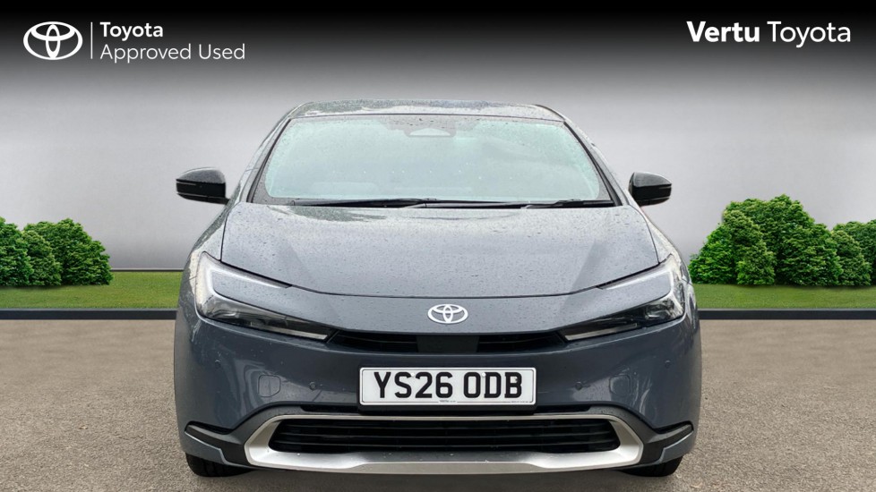 Toyota Prius 2.0 PHEV Design 5dr CVT Hatchback - Image 22