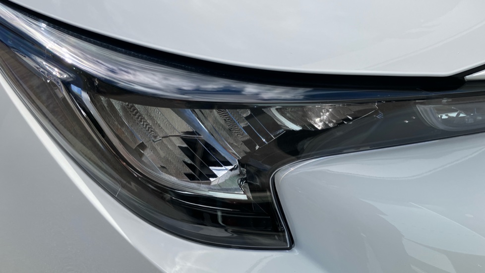 Toyota Corolla Petrol 1.8 VVT-i Hybrid Commercial Auto - Image 20