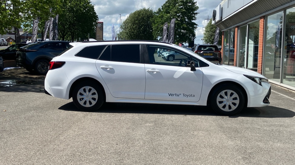Toyota Corolla Petrol 1.8 VVT-i Hybrid Commercial Auto - Image 23