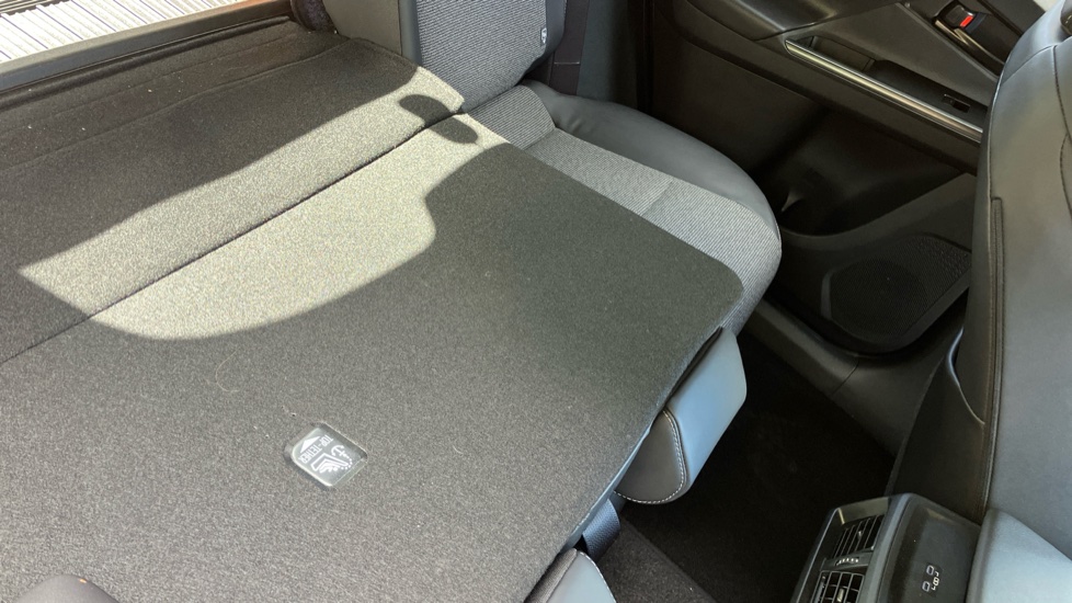 Toyota bZ4X 165kW Design 73kWh 5dr Auto Electric Hatchback - Image 18