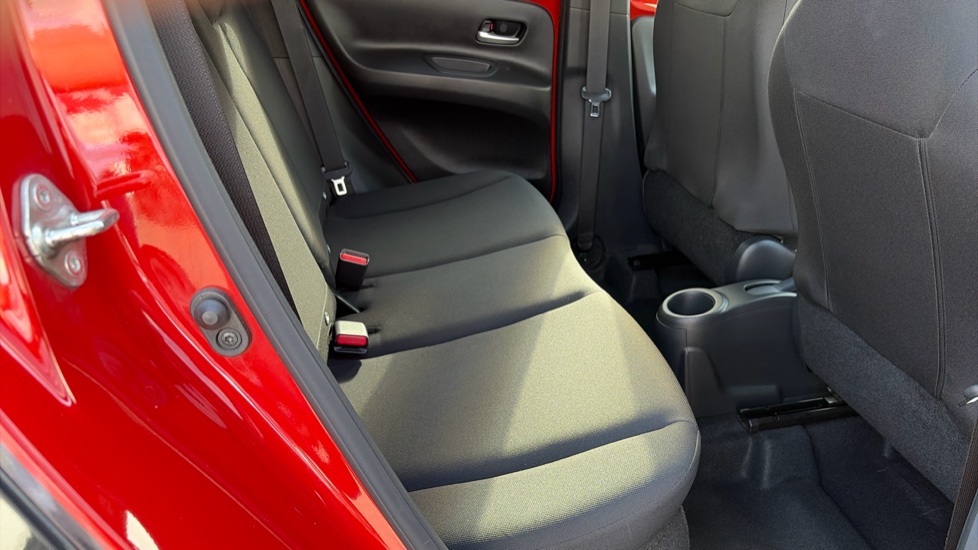Toyota Aygo X 1.0 VVT-i Edge 5dr Petrol Hatchback - Image 8