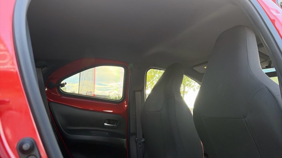 Toyota Aygo X 1.0 VVT-i Edge 5dr Petrol Hatchback - Image 19