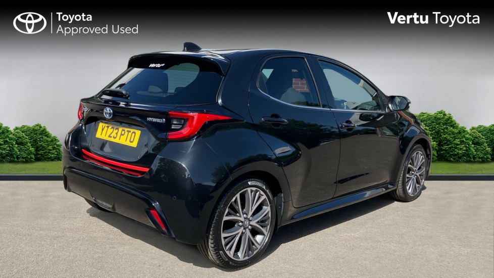 Toyota Yaris 1.5 Hybrid Excel 5dr CVT Hybrid Hatchback - Image 2