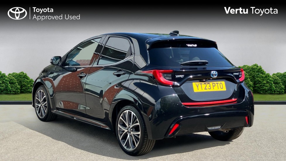 Toyota Yaris 1.5 Hybrid Excel 5dr CVT Hybrid Hatchback - Image 4