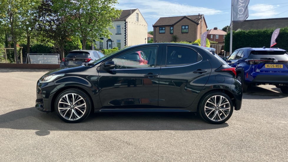 Toyota Yaris 1.5 Hybrid Excel 5dr CVT Hybrid Hatchback - Image 24