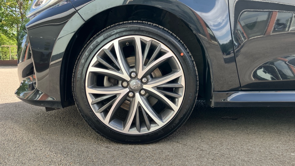 Toyota Yaris 1.5 Hybrid Excel 5dr CVT Hybrid Hatchback - Image 25