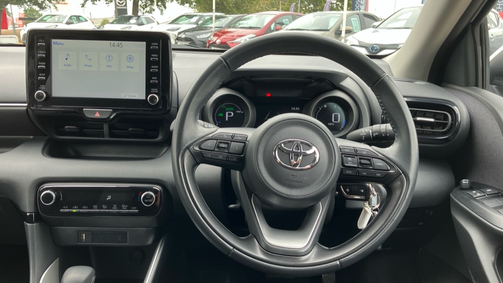 Toyota Yaris 1.5 Hybrid Design 5dr CVT Hybrid Hatchback - Image 7